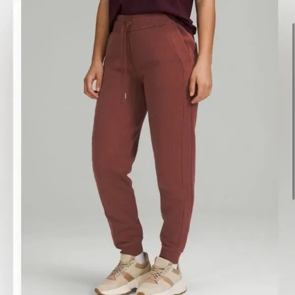 Lululemon Scuba High Rise Jogger Sweatpants Smokey Red 6 - Picture 12 of 12
